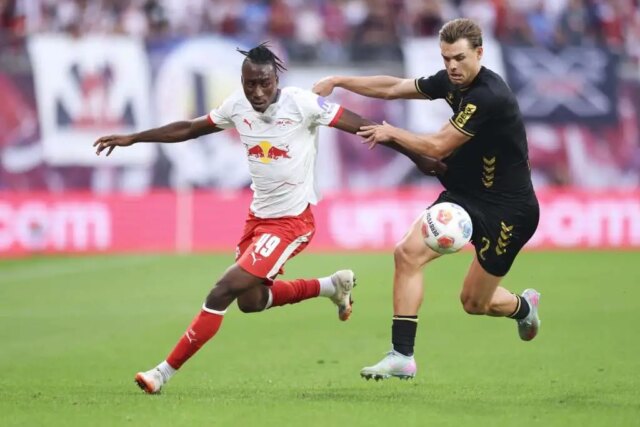 Barcelona sa vzdáva vedúceho prestupového cieľa
