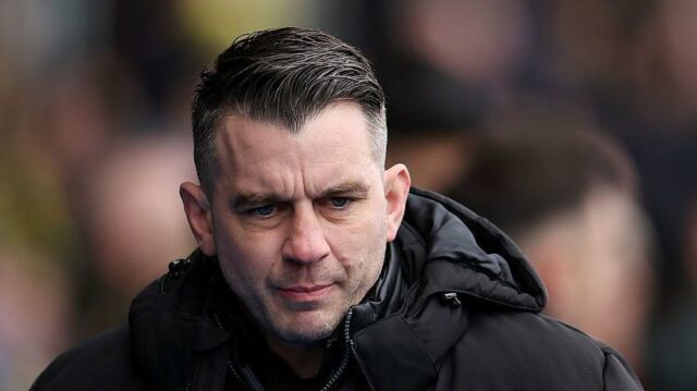 Bloomfield hrdý na zostupových bitkárov z Oxfordu
