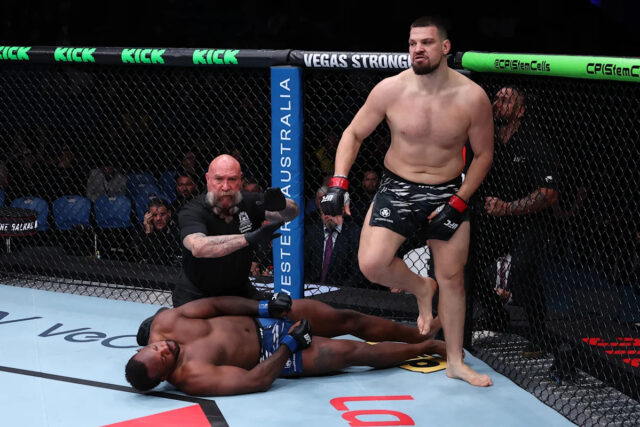 Bojová karta UFC Perth pridáva niekoľko zápasov na dátum 2. mája, vrátane umelca knockout v ťažkej váhe
