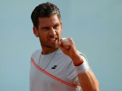 Bojujúci Norrie porazí Machaca a postúpi v Madride Bojujúci Norrie porazí Machaca a postúpi v Madride