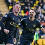 Lawrence Shankland vedie útočnú silu, ktorá by mohla dať Hearts výhodu v boji o titul