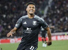 Bologna 1-3 Aston Villa: Opora Ollieho Watkinsa podnietila víťazstvo v Taliansku s vyhlásením o úmysle pred zápasmi, ktoré definujú sezónu Villans, píše TOM COLLOMOSSE Ollie Watkins pomohol viesť dôležité víťazstvo v prvom zápase Aston Villy proti Bologne