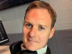 Bomba so sekerou Football Focus videla, že bývalý moderátor Dan Walker vo výzve BBC prepustil vyhlásenie Dan Walker BBC Football Focus film v šatni West Bromwich Albion počas piateho kola Emirates FA Cup medzi West Bromwich Albion a Southampton.