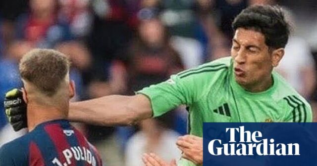 Brankár Realu Zaragoza Andrada dostal 13-zápasový trest po údere súpera | Zaragoza
