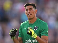 Brankár Realu Zaragoza Esteban dostal trest na 13 zápasov po tom, čo udrel hráča Huesca Jorgeho Brankár Realu Zaragoza Esteban dostal trest na 13 zápasov po tom, čo udrel hráča Huesca Jorgeho