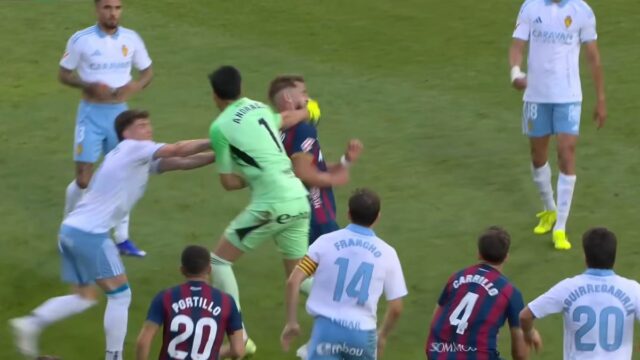 Esteban Andrada udrel Jorgeho Pulida