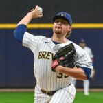 MLB: Chicago White Sox v Milwaukee Brewers