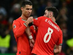 Bruno Fernandes označil za „skutočného lídra“ Portugalska, keďže Martinez kritizoval prílišné spoliehanie sa na Cristiana Ronalda Bruno Fernandes označil za „skutočného lídra“ Portugalska, keďže Martinez kritizoval prílišné spoliehanie sa na Cristiana Ronalda