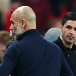Manažér Arsenalu Mikel Arteta reaguje na manažéra Manchestru City Josepa Guardiolu na konci finálového zápasu Carabao Cup Arsenal a medzi Manchestrom City na štadióne Wembley 22. marca 2026 v Londýne v Anglicku.