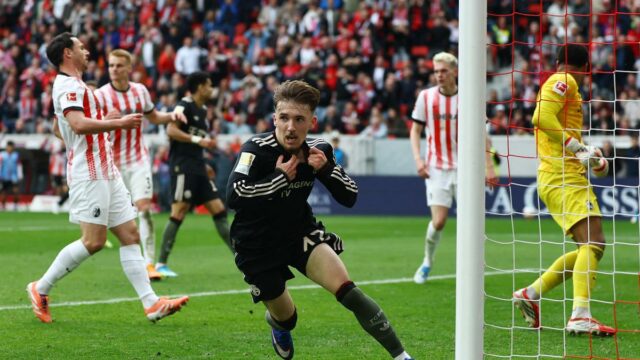 Bundesliga 2025-26: Karl skóroval neskoro, keď Bayern Mníchov dokončuje comeback proti Freiburgu
