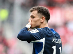 Bundesligový útočník pokrčí plecami nad špekuláciami o budúcnosti uprostred záujmu Barcelony – „Každý len hovorí a hovorí“ Bundesligový útočník pokrčí plecami nad špekuláciami o budúcnosti uprostred záujmu Barcelony – „Každý len hovorí a hovorí“