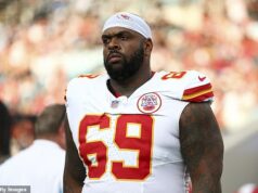 Bývalá hviezda Chiefs a dvojnásobný šampión Super Bowl je označená za osobu, ktorá sa zaujíma o smrť nezvestnej ženy Bývalá hviezda Chiefs Mike Pennel je údajne osobou, ktorá sa zaujíma o smrť nezvestnej ženy