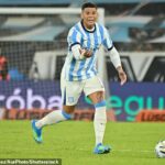 Marcos Rojo bol vylúčený za Racing Club počas ich porážky 2:0 od River Plate v nedeľu večer