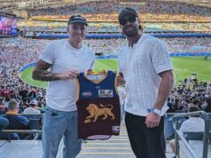 Bývalé futbalové hviezdy Rhys Mathieson a Mitch Robinson obvinení z propagácie nelegálnych online kasín Mitch Robinson a Rhys Mathieson (na obrázku) boli obvinení z propagácie nelegálnych online kasín