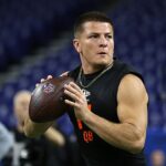 Bývalý Vanderbilt QB Diego Pavia údajne podpisuje trojročnú zmluvu s Baltimore Ravens po tom, čo sa stal prvým kandidátom na Heisman Trophy od roku 2014, ktorý prestal byť draftovaný.