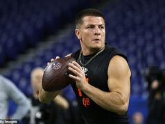 Bývalý Vanderbilt QB Diego Pavia odovzdal vysnívaný kontrakt NFL s Baltimore Ravens po katastrofe na drafte Bývalý Vanderbilt QB Diego Pavia údajne podpisuje trojročnú zmluvu s Baltimore Ravens po tom, čo sa stal prvým kandidátom na Heisman Trophy od roku 2014, ktorý prestal byť draftovaný.