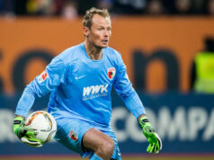 Bývalý brankár Arsenalu a Juventusu Alex Manninger zomrel po tom, čo jeho auto zrazil vlak Download app from appStore