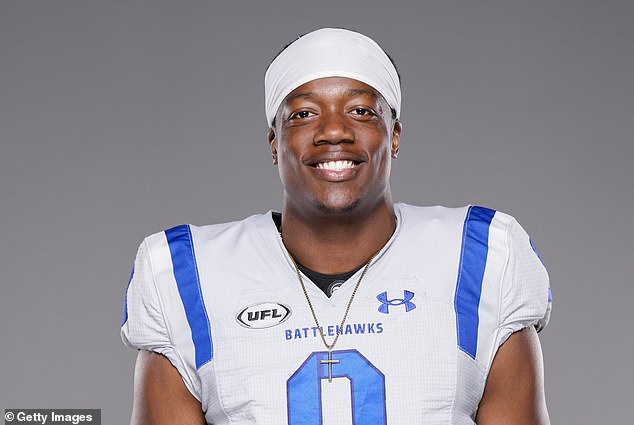 Bývalý hráč NFL Chris Payton-Jones zahynul pri autonehode na Floride Chris Payton-Jones, 30, bývalý hráč NFL za štyri tímy, zomrel pri autonehode vo veku 30 rokov.