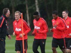 Bývalý kapitán Man Utd prichádza do neligového klubu s tímom plným futbalových legiend Darren Fletcher, Danny Welbeck, Antonio Valencia a Michael Keane trénujú pod vedením Louisa van Gaala