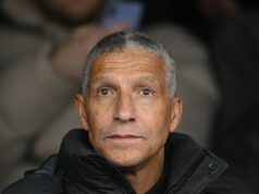 Bývalý šéf Newcastlu Chris Hughton prvýkrát hovorí o boji s rakovinou a uzdravení Chris Hughton
