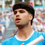 Carlos Alcaraz poslal brutálnu správu, keď mu tenisová ikona povedala, že sa „veľmi málo zlepšil“.