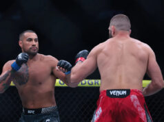 Carlos Ulberg na milosť Jiřího Procházku nazýva „bullsh*t“: „Je to podvodník“ Download app from appStore