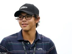 Charlie Woods prežíva nočnú moru návratu ku golfu po zatknutí otca Tigera pod vplyvom alkoholu Charlie Woods prežil tento týždeň návrat ku golfu na Terra Cotta Invitational ako nočnú moru