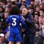 Marc Cucurella spôsobil tento týždeň rozruch s rozhovorom, v ktorom uviedol, že nie je spokojný s načasovaním prepustenia Enza Maresca ani s náborovou stratégiou.