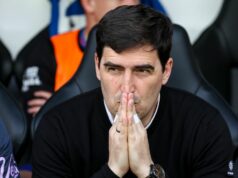 Chelsea čelí problému Andoniho Iraolu a Xabiho Alonsa pri hľadaní manažéra na najvyššej úrovni Andoni Iraola