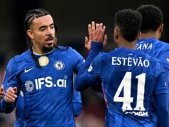 Chelsea jasne uviedla 439 miliónov libier pre FA Cup, keďže Liam Rosenior čelí doteraz najväčšej skúške Chelsea