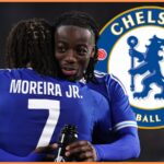 Chelsea má prestupovú klauzulu Diega Moreiru