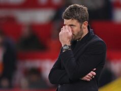 Chelsea poskytla obrovskú podporu Man Utd po zúrivom vyčíňaní Michaela Carricka VAR Michael Carrick