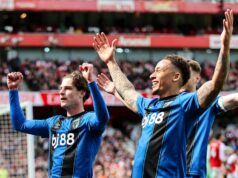 Chelsea ‚rozšíril transfer pre hviezdu Premier League‘ po masterclass vs Arsenal Alex Scott po tom, čo skóroval za Bournemouth proti Arsenalu