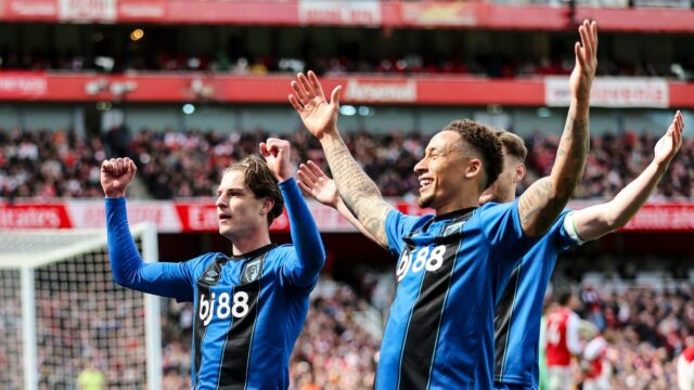 Alex Scott po tom, čo skóroval za Bournemouth proti Arsenalu