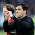 Hlavný tréner Andoni Iraola z Bournemouthu po remíze 2:2 počas zápasu Premier League medzi Leeds United a Bournemouth na Elland Road