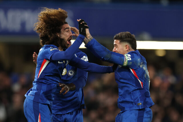 Chelsea varovala hviezdneho obrancu po komentároch Barcelony
