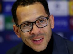 Chelsea získala trojnásobné zvýšenie zranení, pretože Liam Rosenior ponúka aktualizáciu pre piatich hráčov Liam Rosenior hovorí pre médiá na tlačovej konferencii po zápase