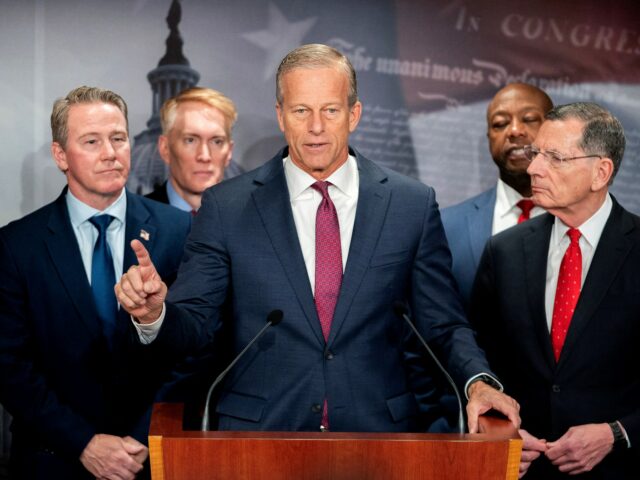 Čo je zákon SAVE America Act podporovaný Trumpom a čo by to mohlo znamenať pre hlasovanie v USA? | Správy zo strednodobých volieb v USA 2026
