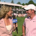 Dva roky po nepodložených fámach o afére s Rorym McIlroyom (vpravo) kariéra americkej televíznej športovej moderátorky Amandy Balionisovej (vľavo) kvitne