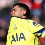 Cristian Romero z Tottenhamu Hotspur reaguje počas zápasu Premier League medzi Sunderlandom a Tottenhamom Hotspur na Stadium of Light 12. apríla 2026 v anglickom Sunderlande.