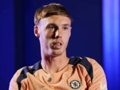Cole Palmer po rozhovoroch s majiteľmi Chelsea potvrdil prestupovú pozíciu Man Utd Cole Palmer
