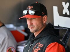 Craig Albernaz z Orioles, aby jedol detskú výživu 6 týždňov po tom, čo bol faulovaný Craig Albernaz z Orioles, aby jedol detskú výživu 6 týždňov po tom, čo bol faulovaný