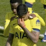 Cristian Romero odchádza v slzách, keďže súboj s Tottenhamom bol pozastavený | Futbal | Šport