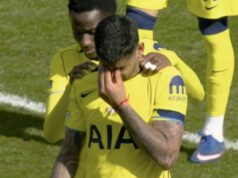 Cristian Romero odchádza v slzách, keďže súboj s Tottenhamom bol pozastavený | Futbal | Šport Cristian Romero odchádza v slzách, keďže súboj s Tottenhamom bol pozastavený | Futbal | Šport