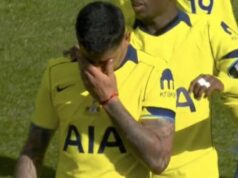 Cristian Romero odchádza z ihriska s plačom, pretože zostupom ohrozený Tottenham prehral so Sunderlandom Cristian Romero odchádza z ihriska v slzách