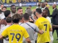 Cristiano Ronaldo zosmiešňuje bývalého spoluhráča v zlom, keď víťazstvo Al-Nassra končí chaosom | Futbal | Šport Cristiano Ronaldo zosmiešňuje bývalého spoluhráča v zlom, keď víťazstvo Al-Nassra končí chaosom | Futbal | Šport