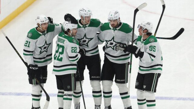 Dallas Stars zakázal fanúšikom za nacistický pozdrav skupiny počas domáceho zápasu NHL
