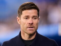 Ďalší manažér Chelsea: Xabi Alonso bol pridaný do užšieho výberu ako prvý kontakt VITORIA, ŠPANIELSKO – 14. DECEMBER: Xabi Alonso, hlavný tréner Realu Madrid CF, sa pozerá počas zápasu LaLiga EA Sports medzi Deportivo Alaves a Real Madrid CF v Mendizorrotza 14. decembra 2025 v španielskej Vitorii. (Foto: Ricardo Larreina/Europa Press cez Getty Images)