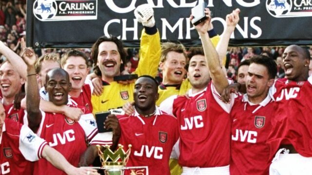 Bývalý brankár Arsenalu Alex Manninger, ktorý zomrel pri dopravnej nehode vo veku 48 rokov, oznámil rakúsky futbalový zväz.