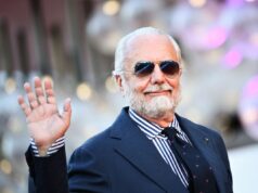 De Laurentiis požaduje veľké zmeny: „Skrátiť polčasy na 25 minút, žiadne červené karty“ De Laurentiis požaduje veľké zmeny: „Skrátiť polčasy na 25 minút, žiadne červené karty“